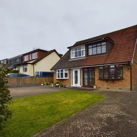 Buy this 2 bed duplex on Fairfield Rise in Billericay, CM12 9NP