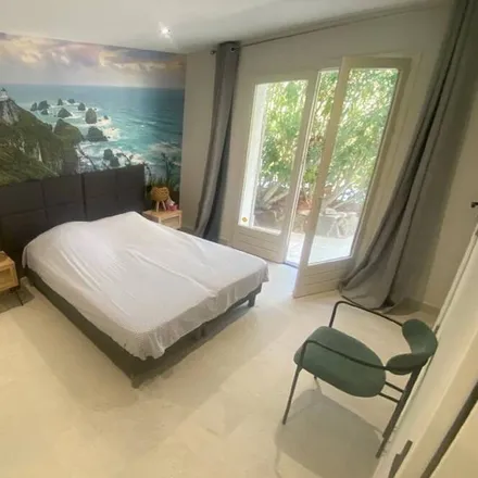 Rent this 5 bed house on Le Lavandou in Avenue du Général de Gaulle, 83980 Le Lavandou