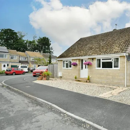 Rent this 4 bed house on Lakeside in Fairford, GL7 4DN