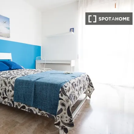 Rent this 6 bed room on Scavolini in Corso Sempione, 39