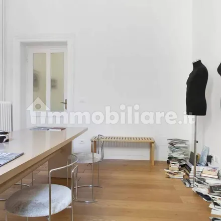 Image 3 - Via Cesare Battisti 2, 40123 Bologna BO, Italy - Apartment for rent