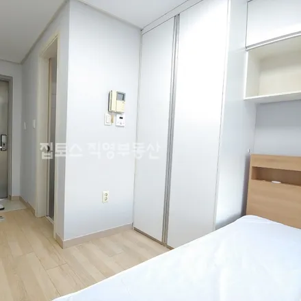 Image 2 - 서울특별시 강남구 역삼동 684-7 - Apartment for rent