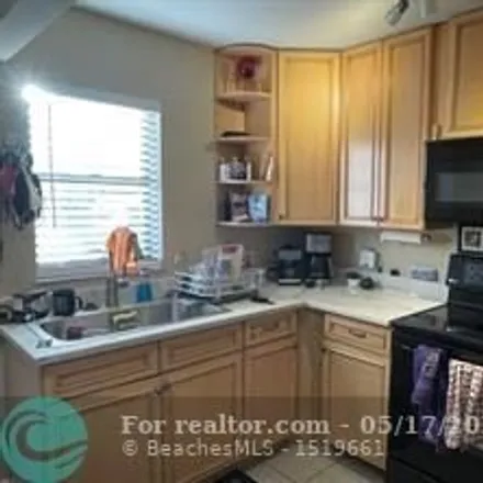 Image 3 - unnamed road, Fort Pierce, FL 34943, USA - Condo for sale