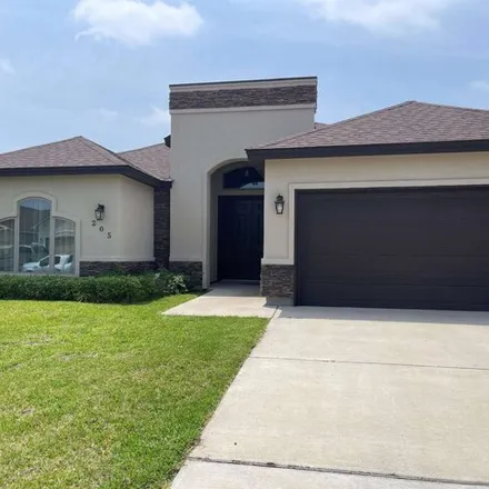 Rent this 3 bed house on 221 Sandhill Oak in Laredo, TX 78045