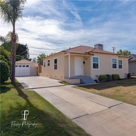 Buy this 2 bed house on 99 Western Drive in Bakersfield, CA 93309