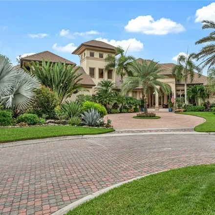 Buy this 6 bed house on 5805 Glenholme Circle in Collier County, FL 34119