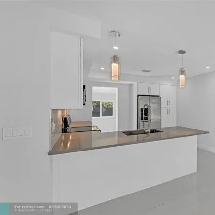 Image 6 - 1459 Northeast 13th Avenue, Fort Lauderdale, FL 33304, USA - House for sale