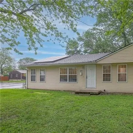 Buy this 3 bed house on 389 Lake Drive in Belton, MO 64012
