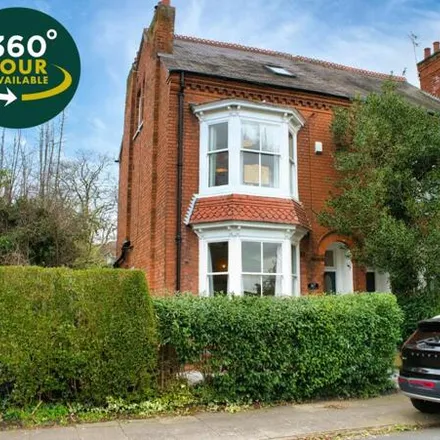 Buy this 4 bed duplex on South Knighton Road in Leicester, LE2 3LN