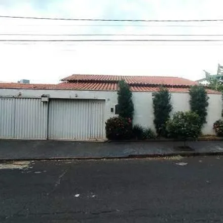 Image 2 - Rua Márcio Ribeiro da Silva, Chácaras Tubalina e Quartel, Uberlândia - MG, 38413-018, Brazil - House for sale