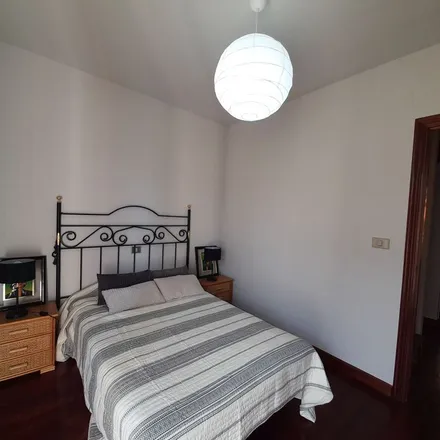 Image 2 - Avenida de la Libertad, 39770 Laredo, Spain - Apartment for rent