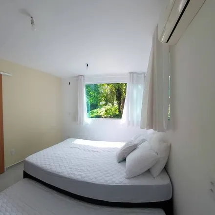 Rent this 2 bed house on RJ-014 in Mangaratiba - RJ, 23860-000