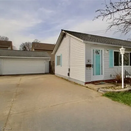 Buy this 3 bed house on 980 Bellevue Drive in Willoughby, OH 44094