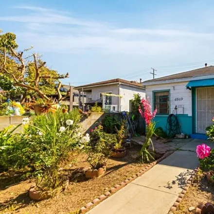 Buy this 2 bed house on Inglewood Boulevard in Los Angeles, CA 90066