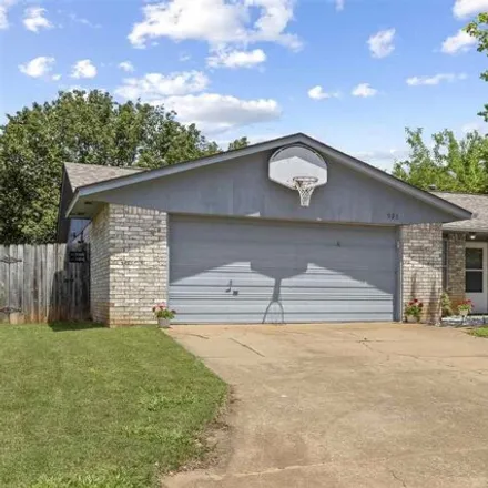 Buy this 3 bed house on 1056 East Brooke Avenue in Stillwater, OK 74075