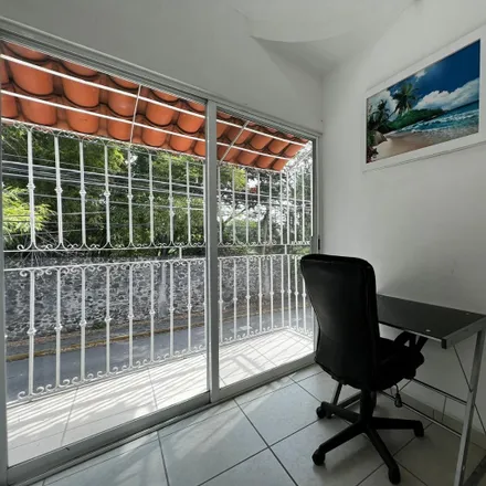 Buy this 2 bed house on Avenida Palmira in Chipitlán, 62050 Cuernavaca