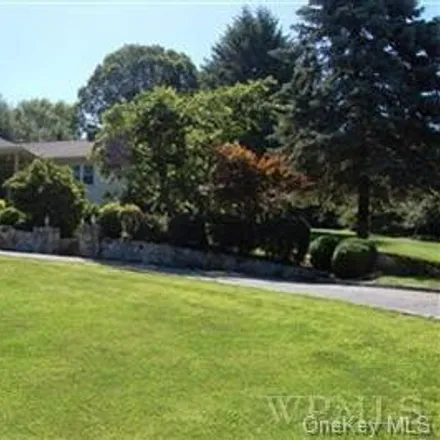Rent this 3 bed house on 1174 Hunterbrook Road in Yorktown, NY 10598