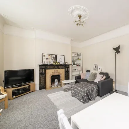 Image 5 - 132 College Road, Willesden Green, London, NW10 3PG, United Kingdom - Apartment for rent