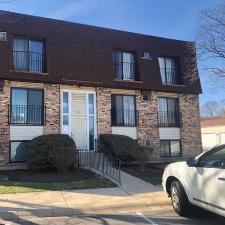 Image 1 - 147 North Waters Edge Drive, Glendale Heights, IL 60139, USA - Condo for sale