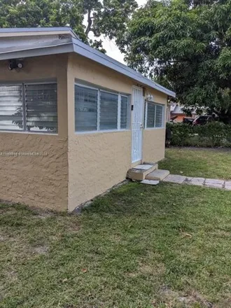 Image 5 - 8016 Northwest 9th Avenue, Rovell Mobile Home Park, Miami-Dade County, FL 33150, USA - House for sale