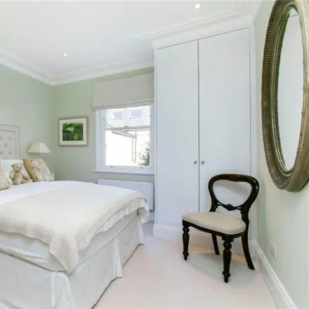 Image 5 - Allestree Road, London, SW6 6AD, United Kingdom - Townhouse for sale