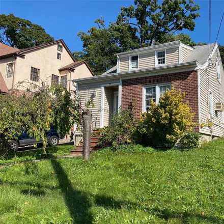 Buy this 4 bed house on 15 Wolden Road in Village of Ossining, NY 10562
