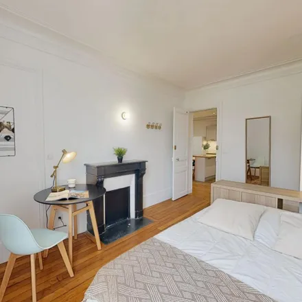 Image 4 - 61 Rue des Cloÿs, 75018 Paris, France - Room for rent
