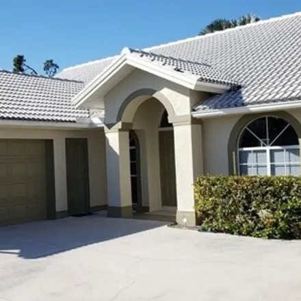 Image 1 - 814 Belville Boulevard, Collier County, FL 34104, USA - House for rent