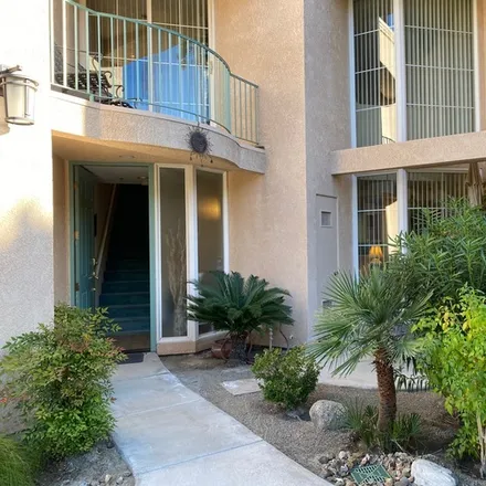 Image 2 - 1555 N Chaparral Rd, Unit 311 - Condo for rent