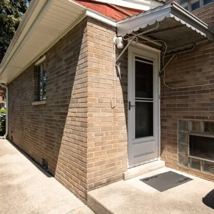 Image 5 - 3875 Jarvis Avenue, Lincolnwood, Niles Township, IL 60712, USA - House for sale