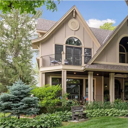 Buy this 5 bed house on 627 Park Street East in Wayzata, MN 55391