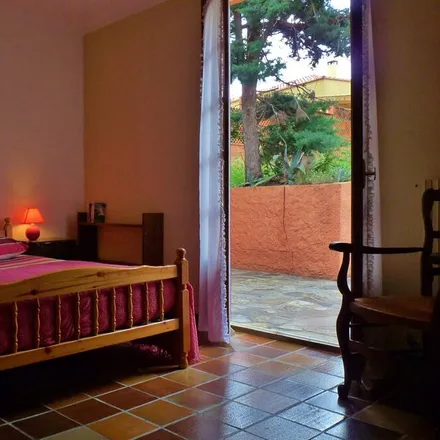 Rent this 4 bed house on 66190 Collioure