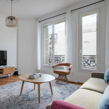 Image 5 - 82 Rue de Maubeuge, 75009 Paris, France - Apartment for rent