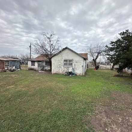 Image 7 - 720 Deaton Street, San Angelo, TX 76903, USA - House for sale