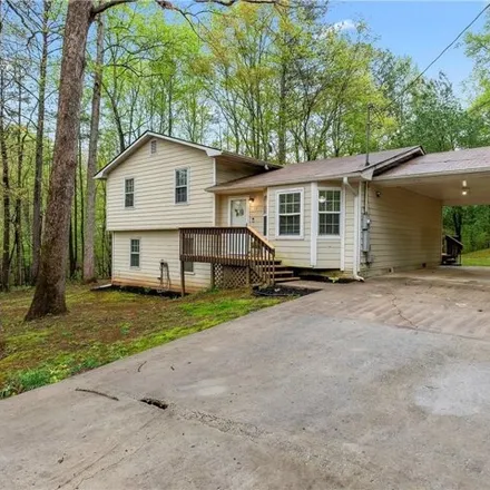 Buy this 3 bed house on 37 Widgeon Drive in Coweta County, GA 30263