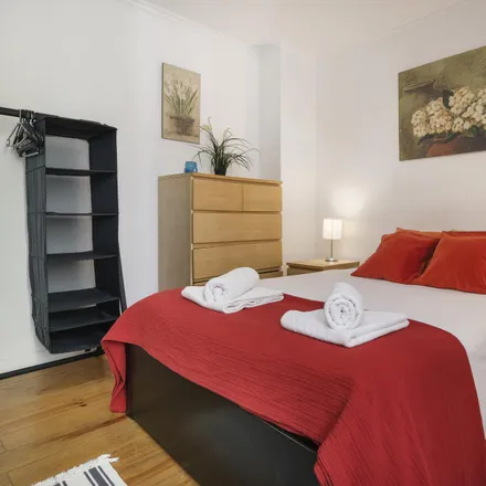 Rent this 1 bed apartment on Travessa dos Poiais in 1200-472 Lisbon, Portugal