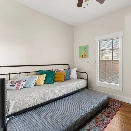 Rent this 3 bed apartment on Dallas
