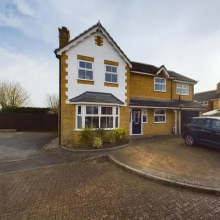 Buy this 4 bed house on The Falcon in Buckinghamshire, HP19 0GE