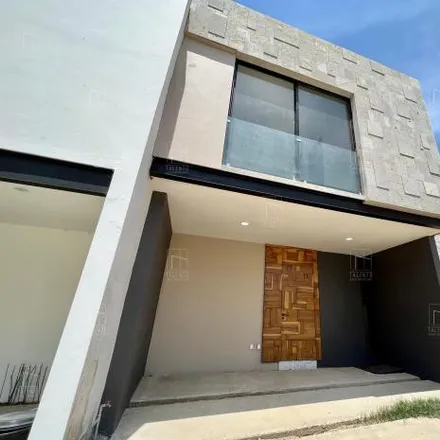 Buy this 3 bed house on Boulevard Valle Imperial in 45203 Nuevo México, JAL