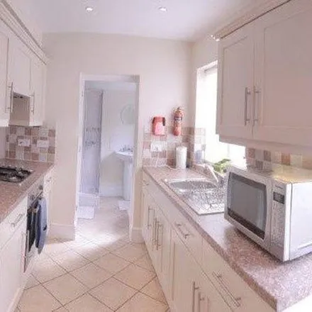 Rent this 4 bed apartment on 31 Montpelier Road in Nottingham, NG7 2JW