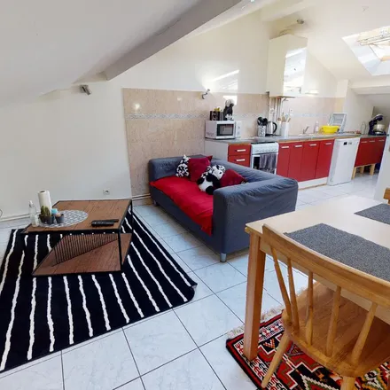 Image 8 - 18 Rue Victor Hugo, 69190 Saint-Fons, France - Apartment for rent