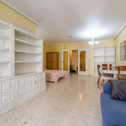Rent this 5 bed apartment on Carrer de l'Actor Llorens in 13, 46021 Valencia