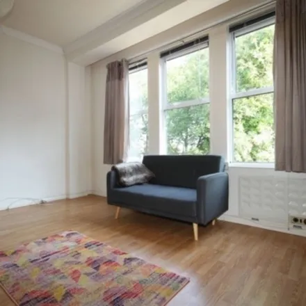 Rent this 1 bed apartment on 23 Kings Avenue in London, N10 1PA