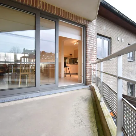 Rent this 1 bed apartment on Wijngaardstraat 18 in 3740 Bilzen, Belgium
