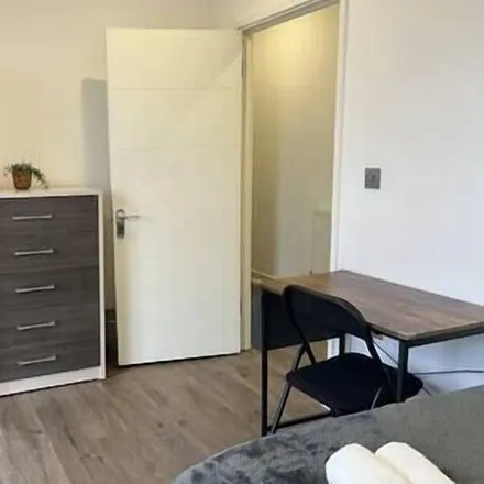 Rent this 3 bed house on London in E16 1QX, United Kingdom