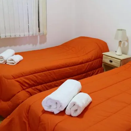 Rent this 2 bed apartment on Perito Moreno 108 in Departamento General Roca, Cipolletti