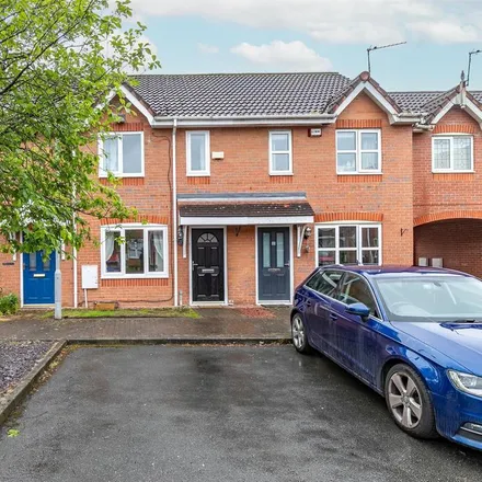Rent this 2 bed townhouse on Drayford Close in Manchester, M23 0GF