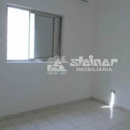 Rent this 2 bed apartment on Rua Sérgio Rabelo in Torres Tibagy, Guarulhos - SP