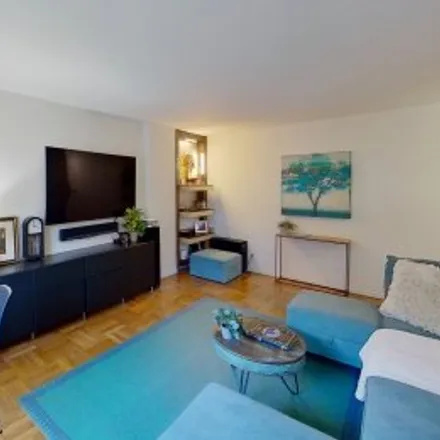 Buy this 1 bed apartment on #3e,6515 Kennedy Boulevard East