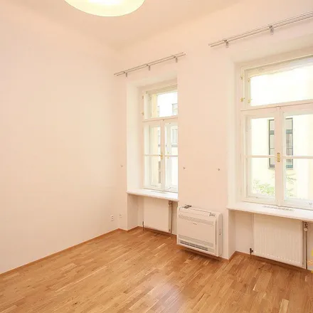 Image 2 - Okresní soud Praha-východ, Na Poříčí, 116 47 Prague, Czechia - Apartment for rent